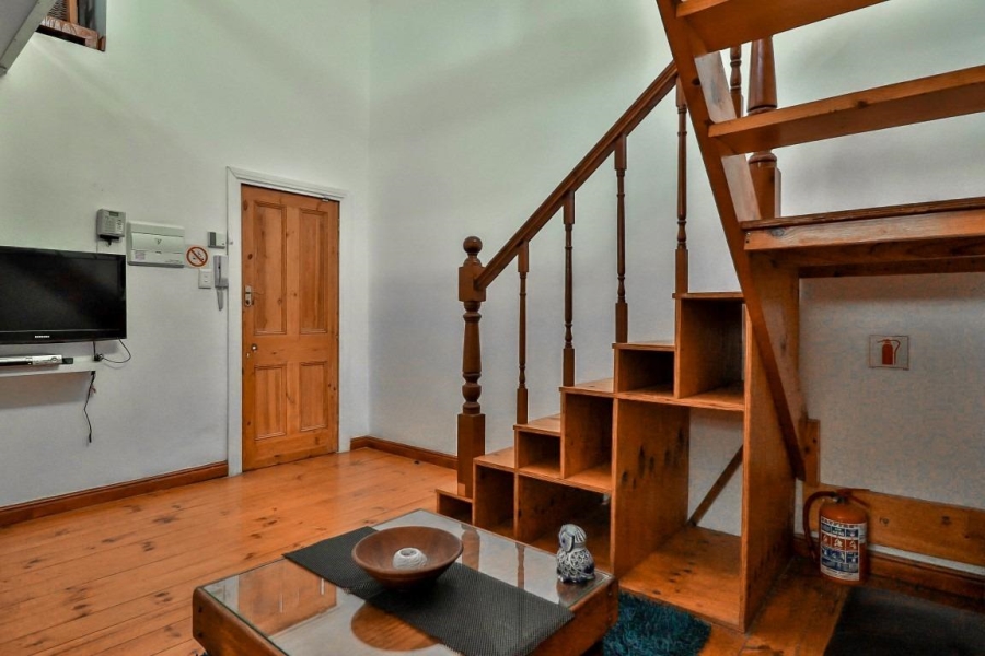 1 Bedroom Property for Sale in Woodstock Western Cape